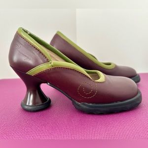John Fluevog Mini Lily Darlings in cherry/olive